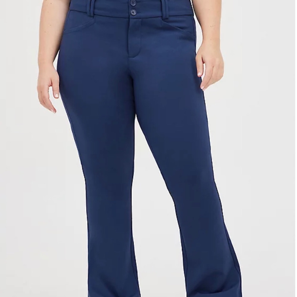 Torrid Navy blue NWT Lux Mid Rise Pointe Trousers